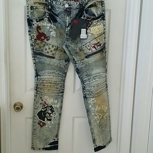 dstrkt denim